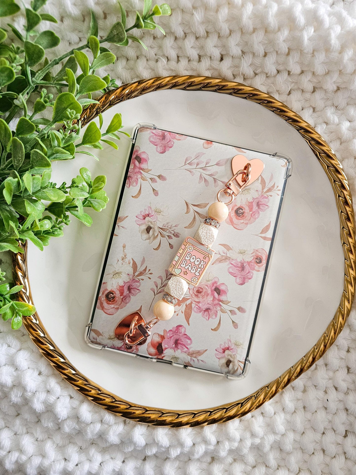 Book Babe Kindle Strap