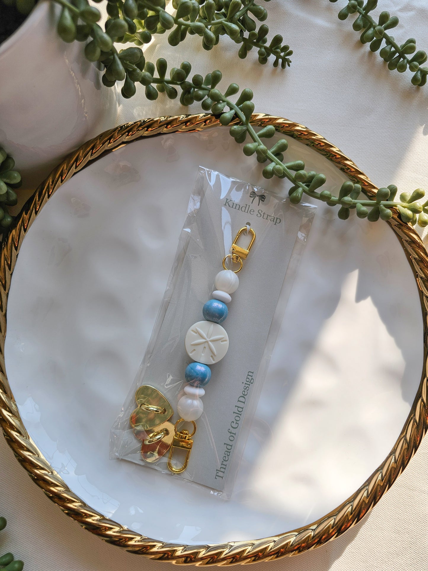 Sea Glass Skies Kindle Strap