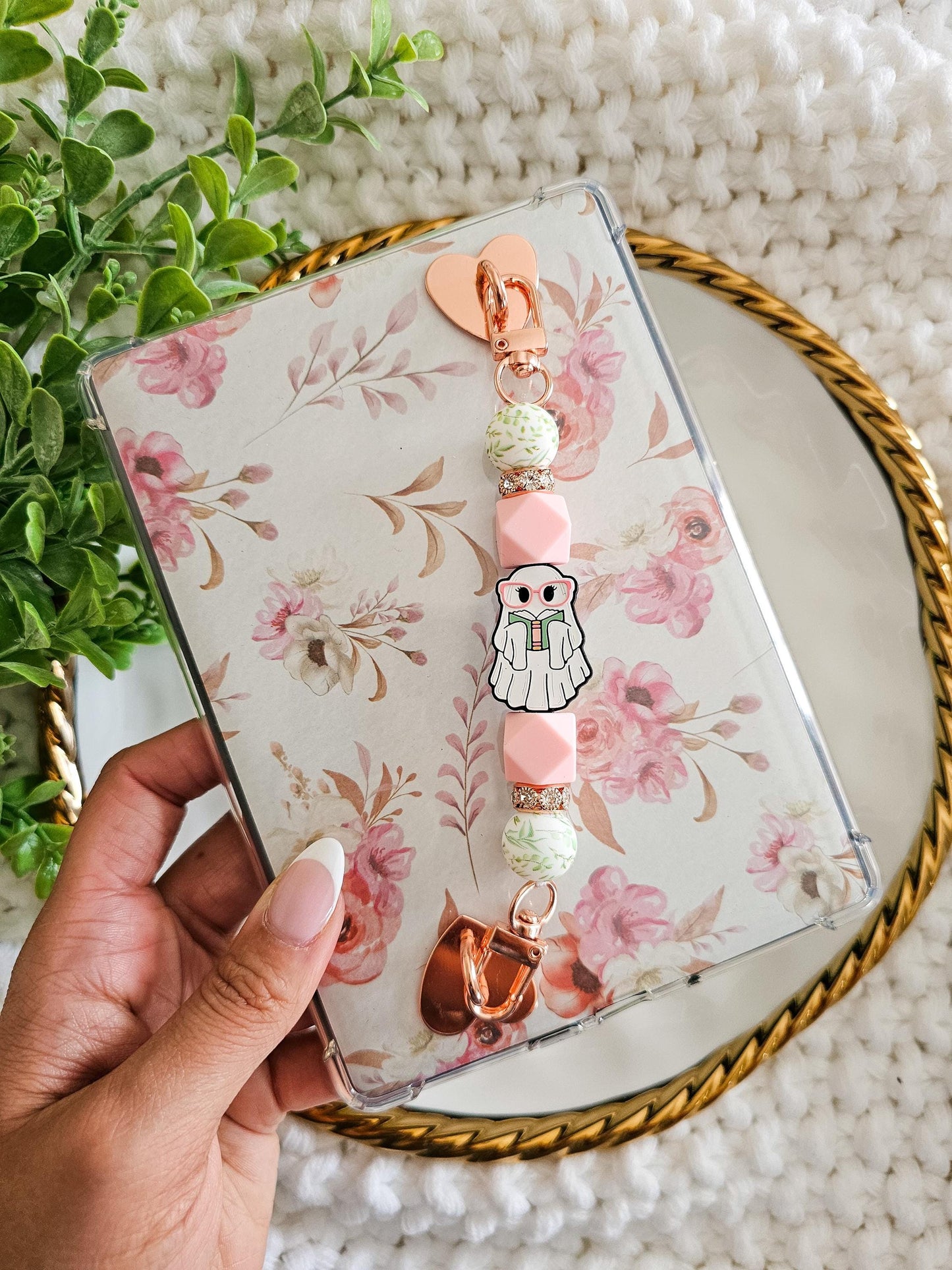 Blushing Book Ghost Kindle Strap