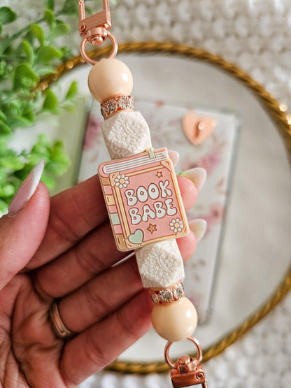 Book Babe Kindle Strap