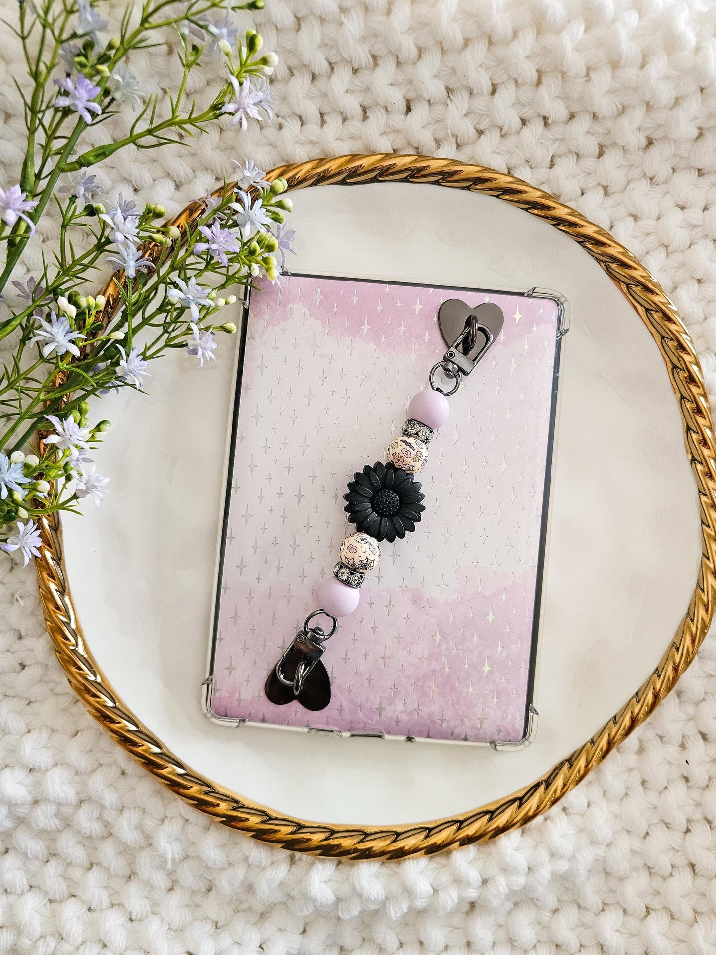 Black Sunflower Kindle Strap