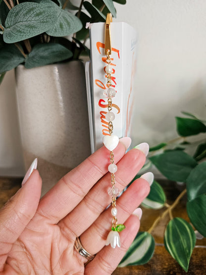 White Petals | Charm Bookmark