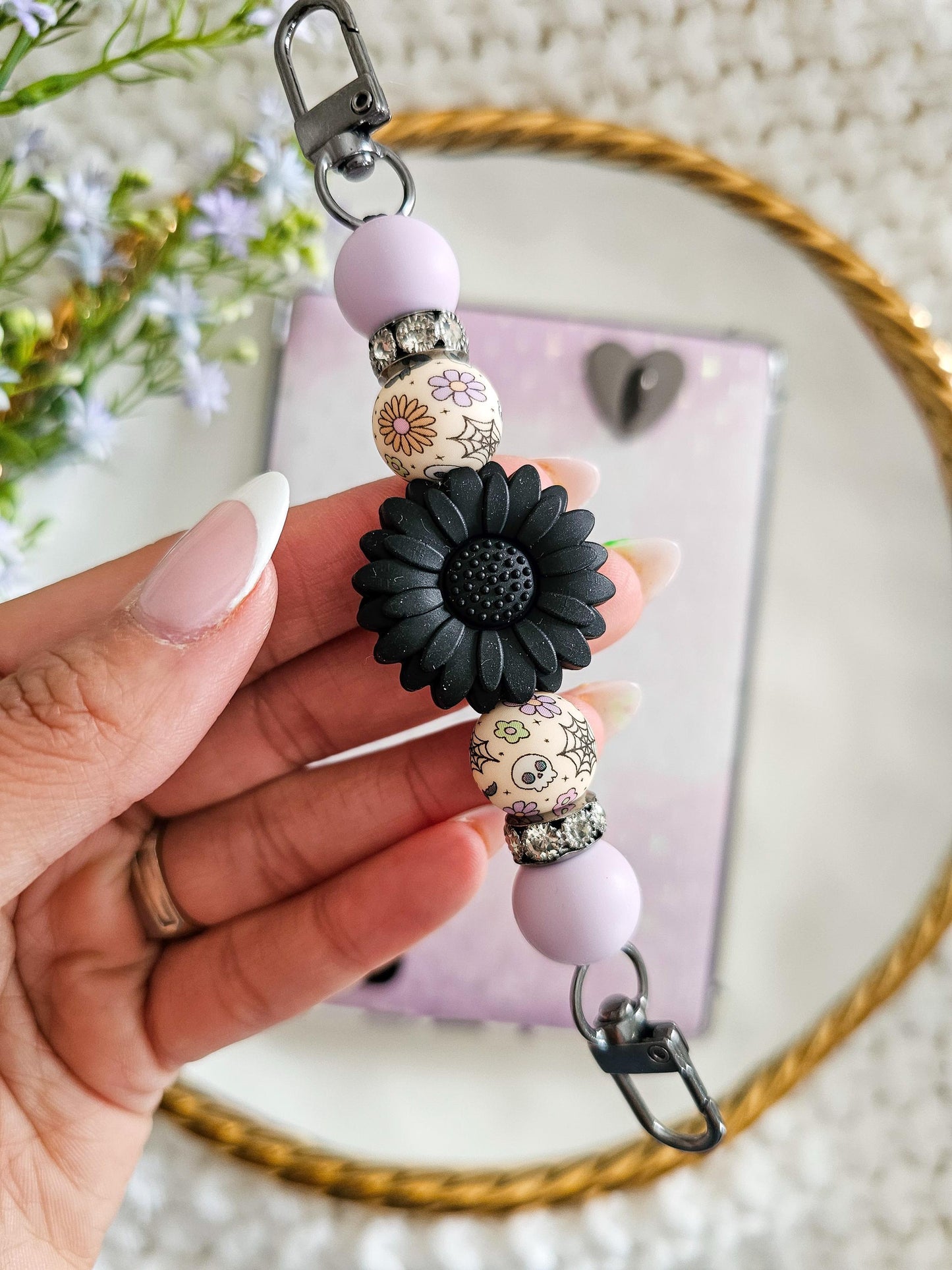 Black Sunflower Kindle Strap