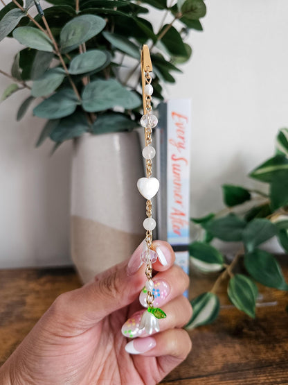 White Petals | Charm Bookmark