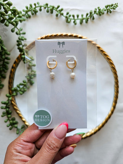 Freshwater Pearl Huggie Earrings