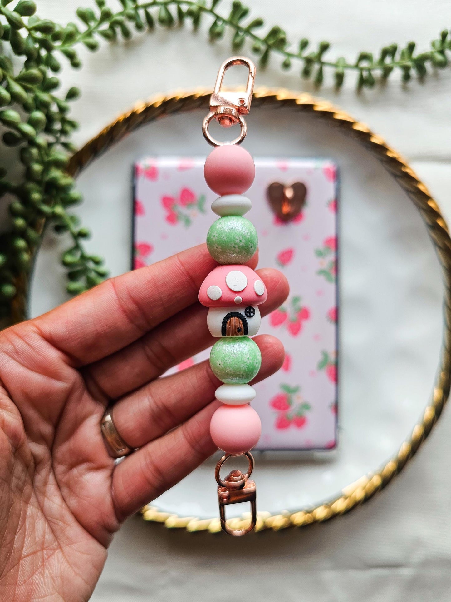 Mushroom Cottage Kindle Strap