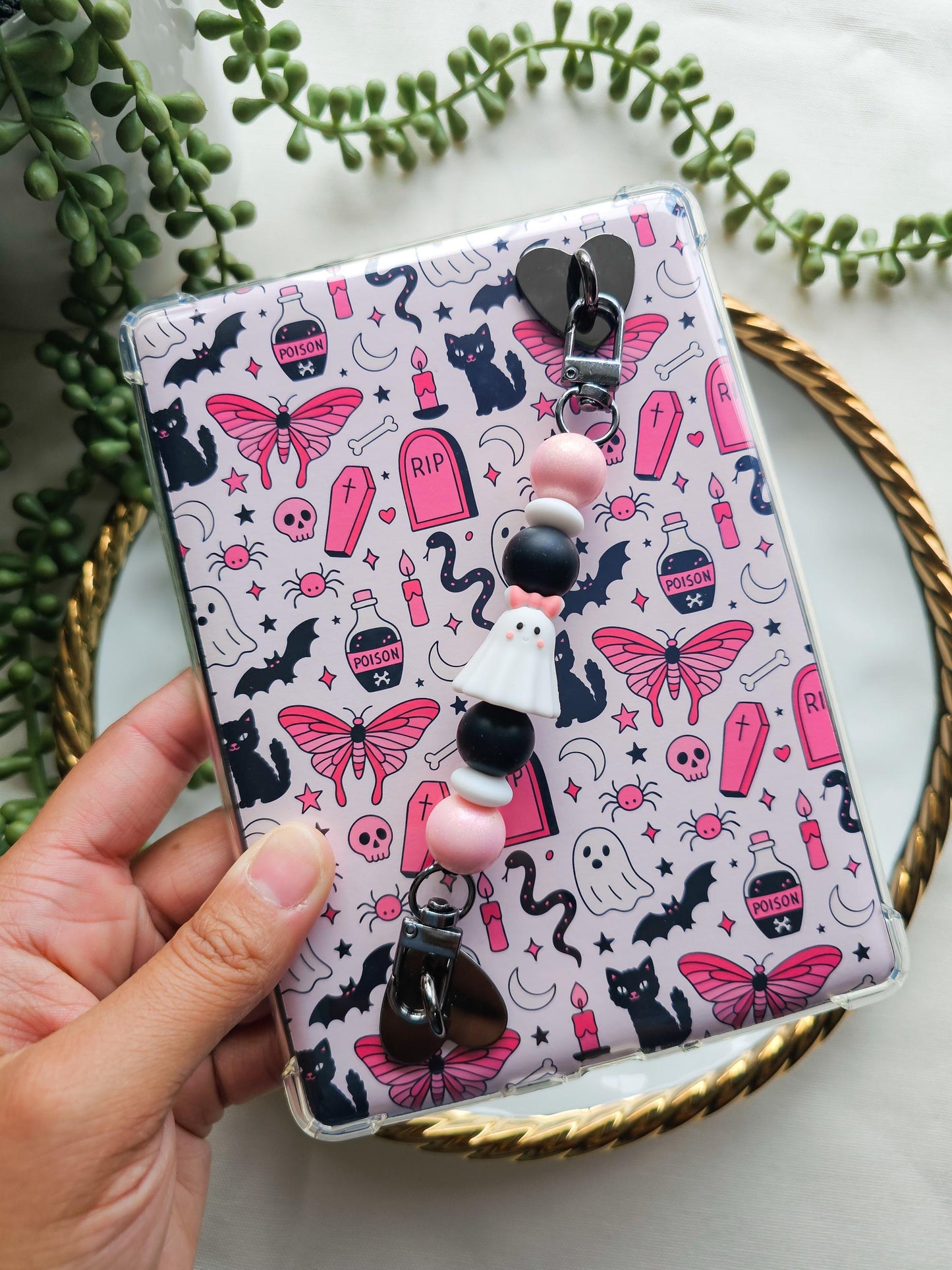 Girlie Ghostie Kindle Strap