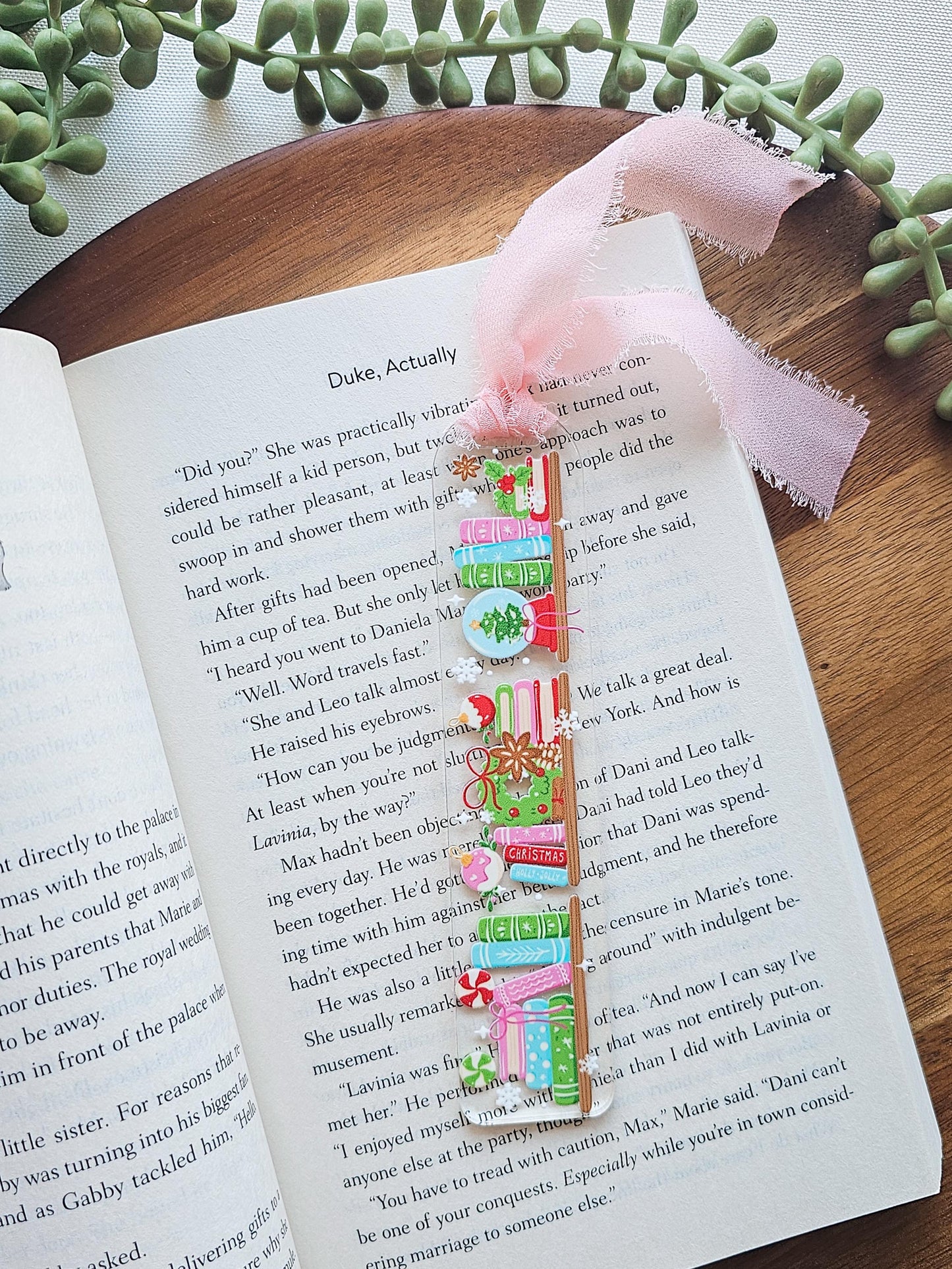 Charming Bookshelf Acrylic Bookmark